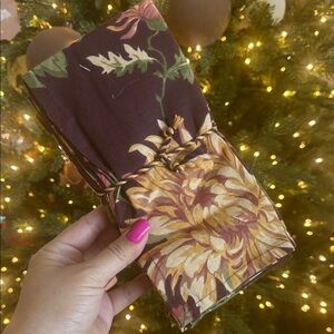 April Cornell Antoinette dinner napkins burgundy floral set of 10